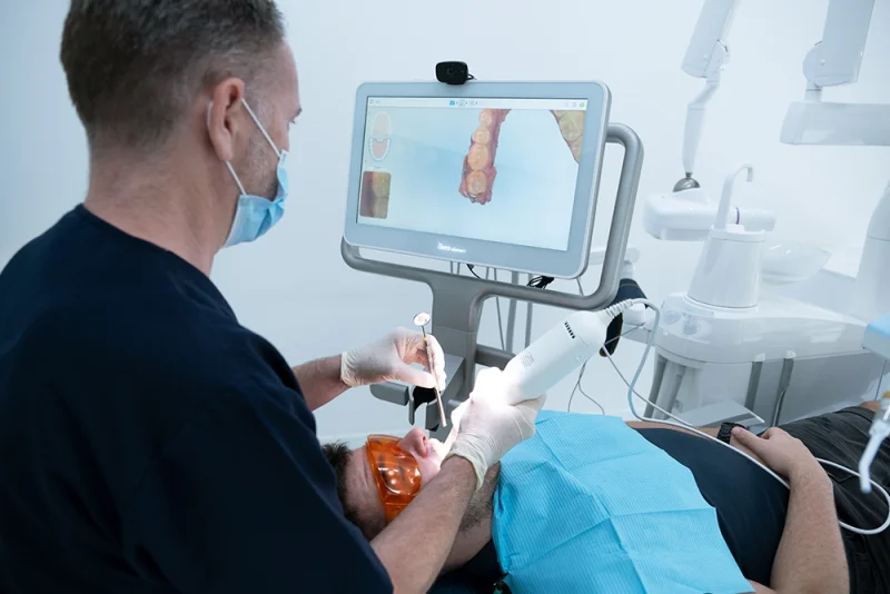 Dr Joy Dental Clinic Llc Branch- Palm Jumeirah photo 4