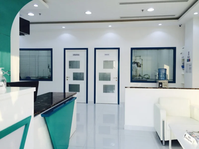Dr Thomas Dental Implant Clinic Dmcc photo 2