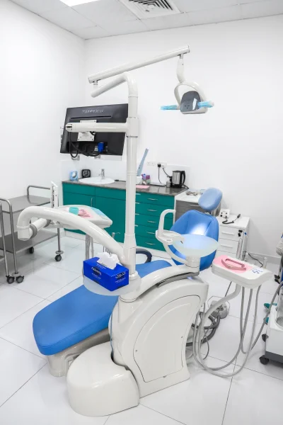 Dr Thomas Dental Implant Clinic Dmcc photo 3