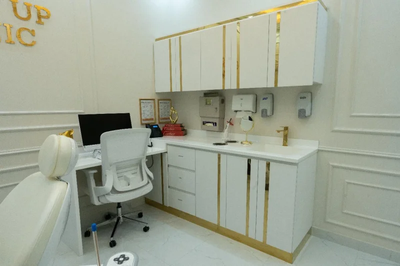 GLOW UP MEDICAL CENTER L.L.C photo 5