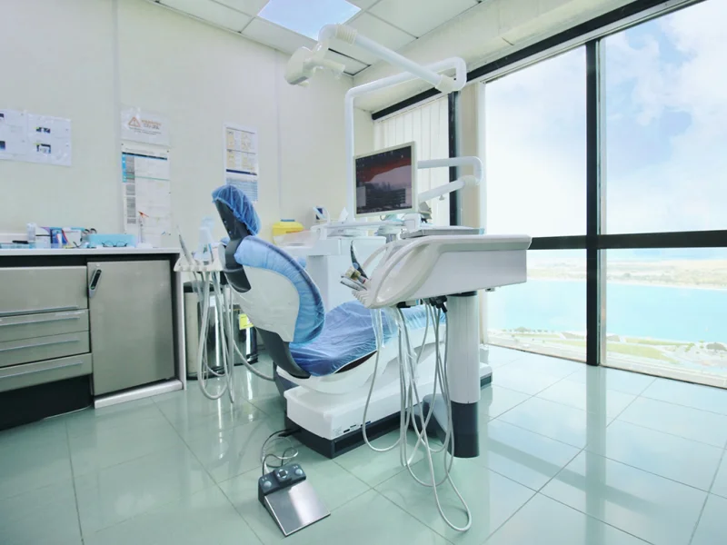 DR MUNIR SILWADI DENTAL CENTRE - SOLE PROPRIETORSHIP L.L.C photo 1