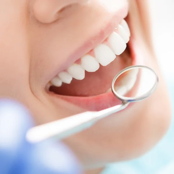 BLOOM DENTAL CENTRE photo 5