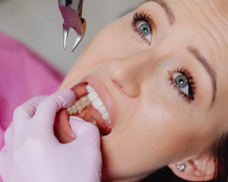 THAM ORALCARE - L.L.C - O.P.C photo 2